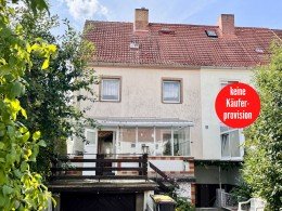 Hauptbild HORN IMMOBILIEN ++ Neubrandenburg Vogelviertel, Haus mit Grundstück, Terrasse und 3 Garagen